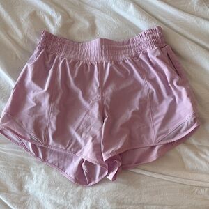 lululemon hottie hot high-rise lined short 4”